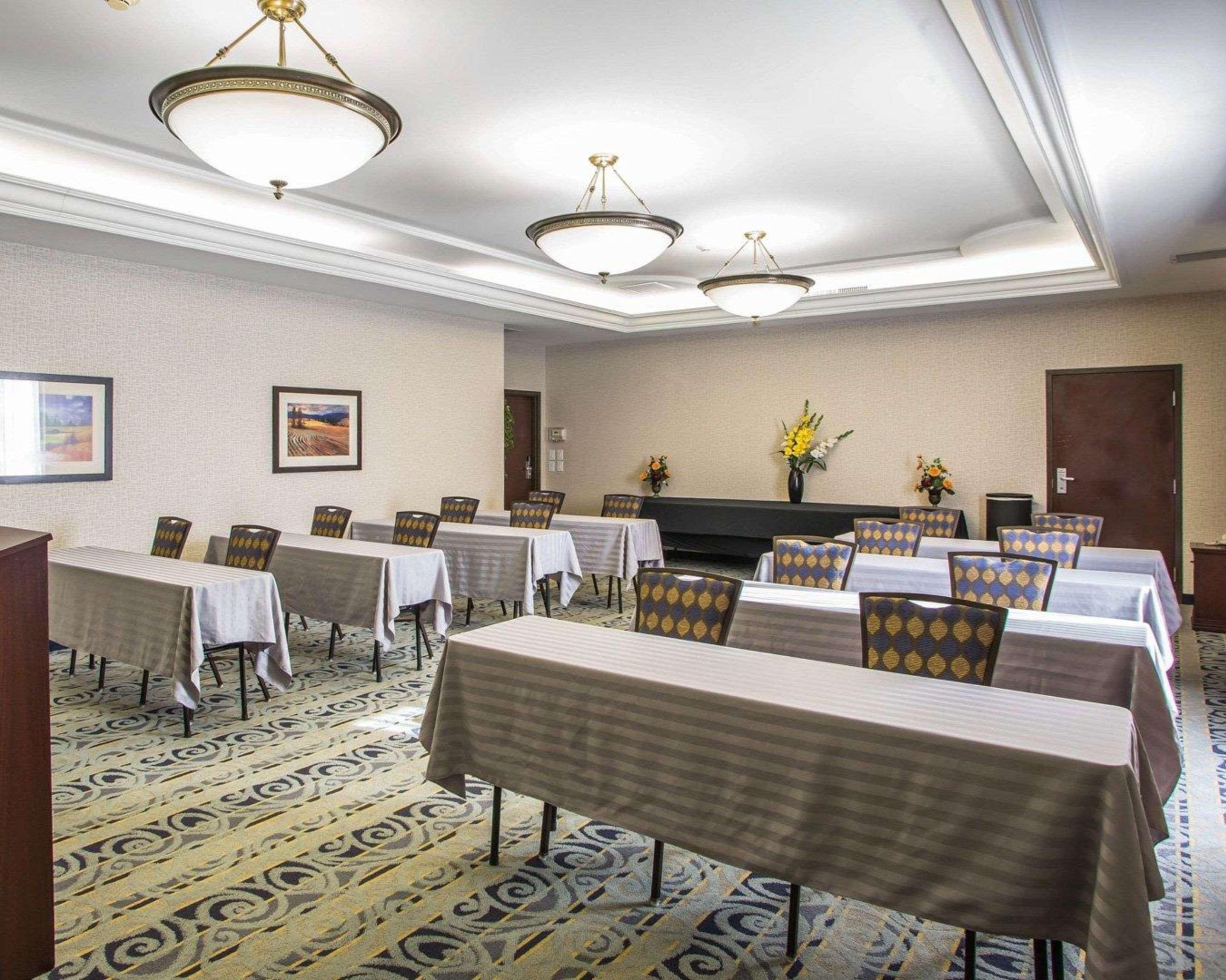 Quality Inn Schaumburg - Chicago Near The Mall Екстер'єр фото