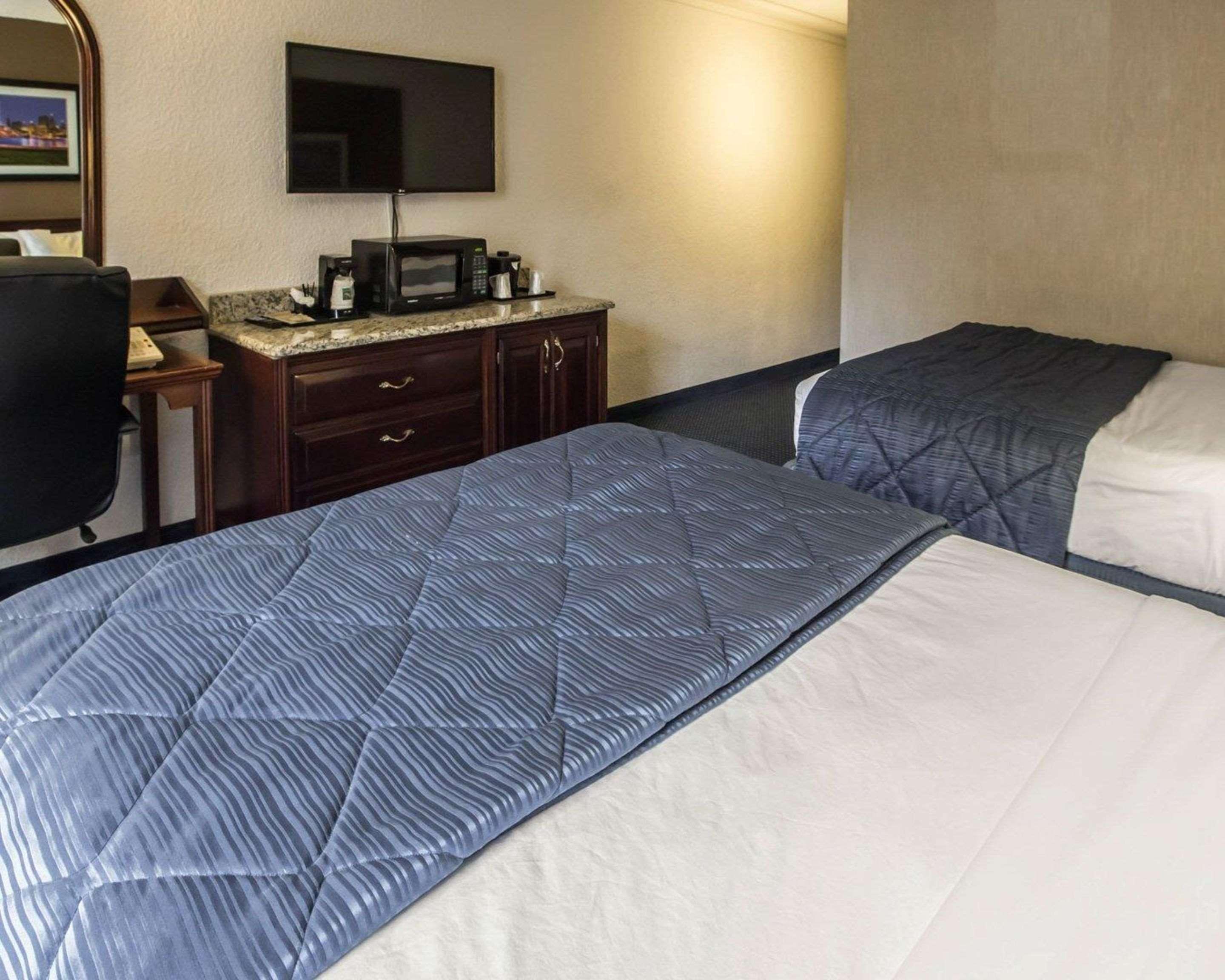Quality Inn Schaumburg - Chicago Near The Mall Екстер'єр фото
