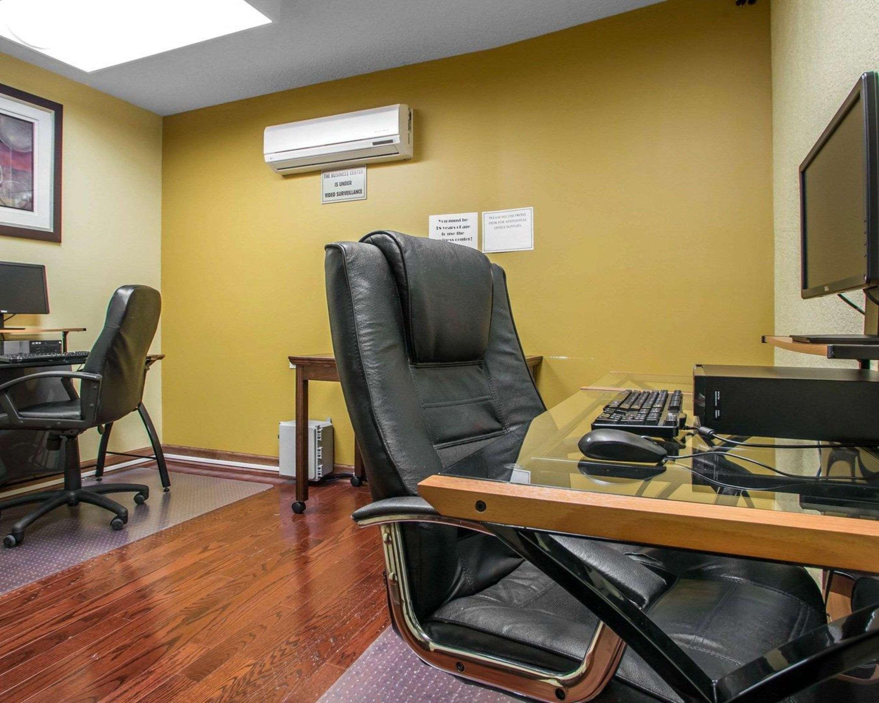 Quality Inn Schaumburg - Chicago Near The Mall Екстер'єр фото