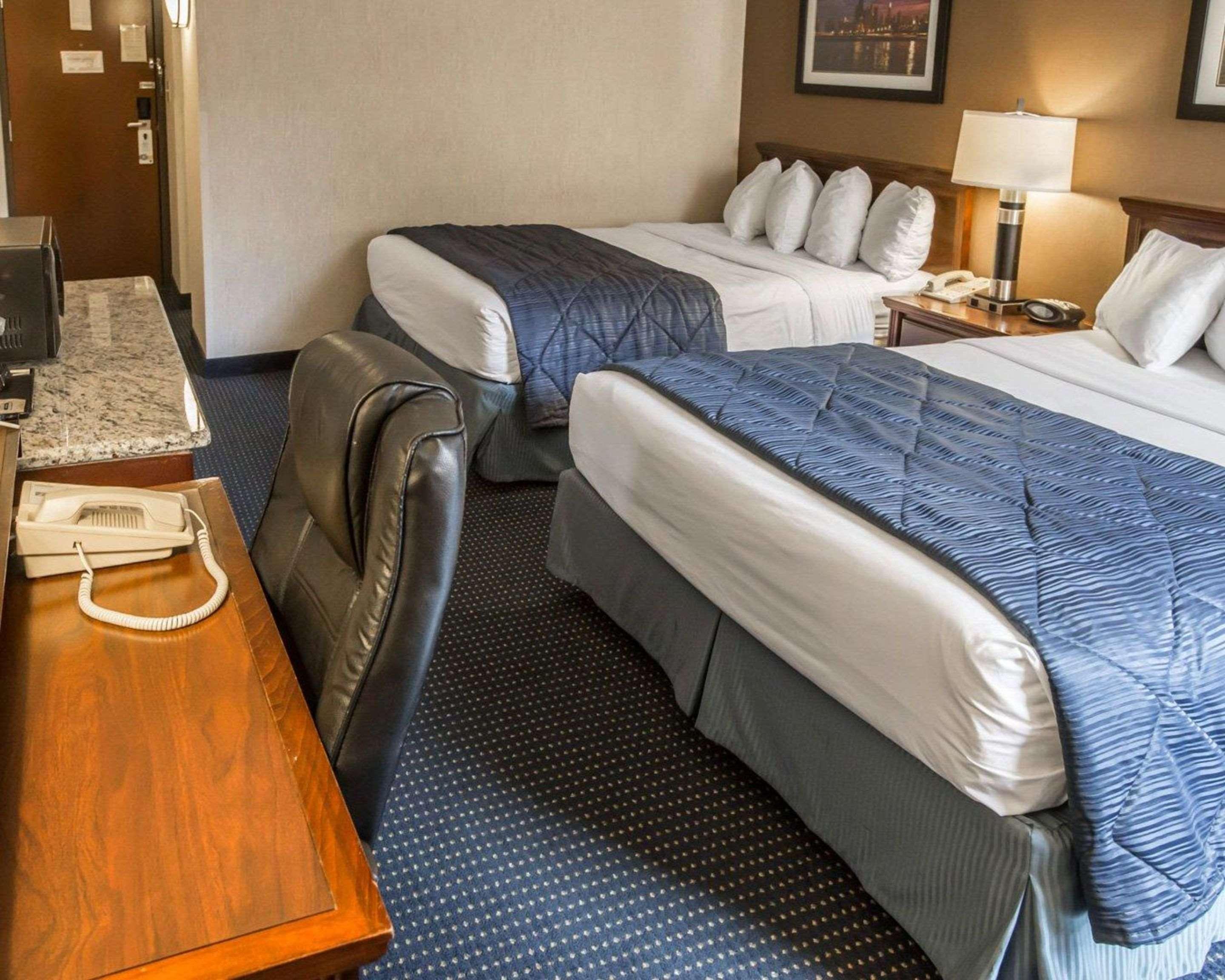 Quality Inn Schaumburg - Chicago Near The Mall Екстер'єр фото