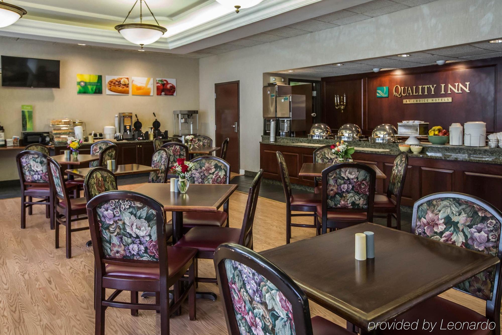 Quality Inn Schaumburg - Chicago Near The Mall Екстер'єр фото